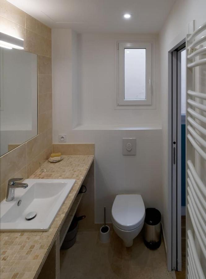 Quiet Apartment Near Montmartre ปารีส ภายนอก รูปภาพ